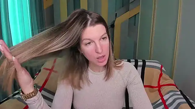 EmilyWalkeri online show from November 12, 2025, 8:07 am