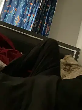 Clu0 online show from April 7, 2026, 6:32 pm