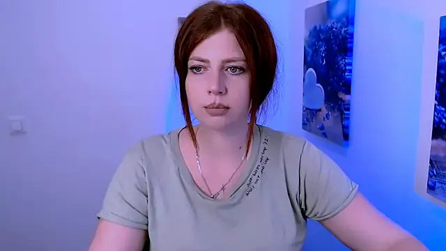 Lizzy Love online show from September 30, 2025, 1:17 pm