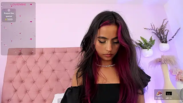 Snapshot of emily_bank chatting on March 21, 2025, 8:29 pm emily bank online show from March 21, 2025, 8:29 pm