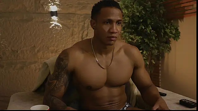 Snapshot of Logan_Varela chatting on September 26, 2025, 10:16 pm Logan Varela online show from September 26, 2025, 10:16 pm