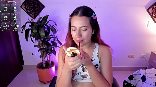 Snapshot of Agatha_Vixen chatting on March 17, 2025, 12:14 pm Agatha Vixen online show from March 17, 2025, 12:14 pm