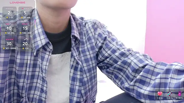 yourcuteneighbourr online show from November 26, 2025, 3:06 am