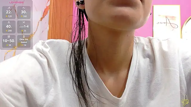 Snapshot of yourcuteneighbourr chatting on May 28, 2026, 3:03 am yourcuteneighbourr online show from May 28, 2026, 3:03 am