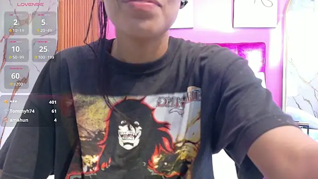 Snapshot of yourcuteneighbourr chatting on April 29, 2026, 3:11 am yourcuteneighbourr online show from April 29, 2026, 3:11 am