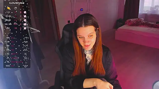 Snapshot of AizaRose chatting on February 10, 2026, 3:16 am AizaRose online show from February 10, 2026, 3:16 am