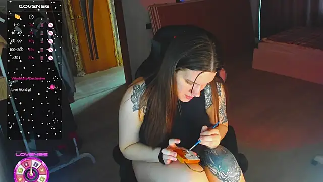 Snapshot of AizaRose chatting on February 6, 2026, 6:31 am AizaRose online show from February 6, 2026, 6:31 am