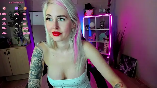 Snapshot of Mermaid_N chatting on May 8, 2026, 1:42 am Mermaid N online show from May 8, 2026, 1:42 am