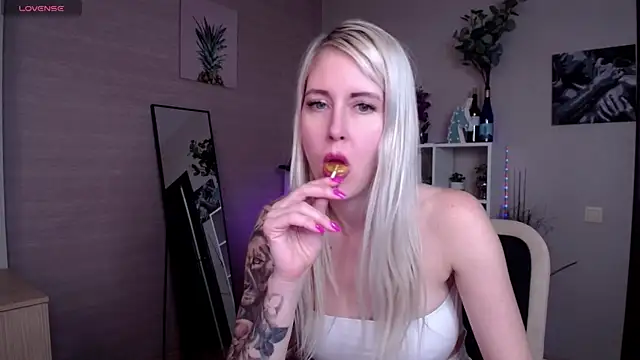 Mermaid N online show from February 20, 2025, 5:01 am