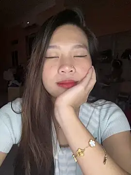 Bae1103 online show from September 19, 2025, 7:51 pm