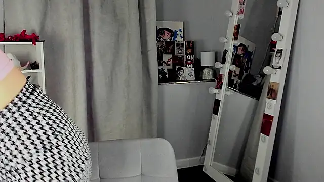 Rebecca Kelly online show from February 9, 2026, 2:31 am