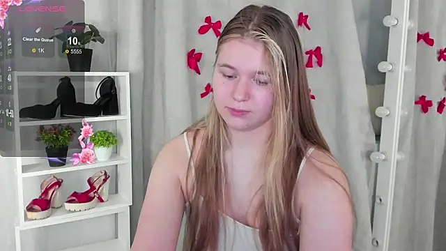 Snapshot of Rebecca_Kelly chatting on February 11, 2025, 9:35 pm Rebecca Kelly online show from February 11, 2025, 9:35 pm