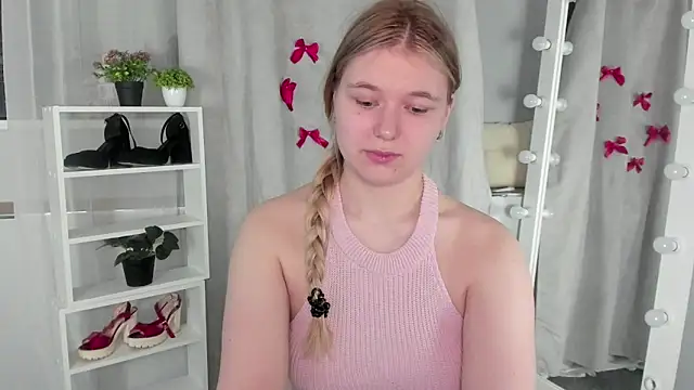Snapshot of Rebecca_Kelly chatting on March 2, 2025, 9:41 pm Rebecca Kelly online show from March 2, 2025, 9:41 pm