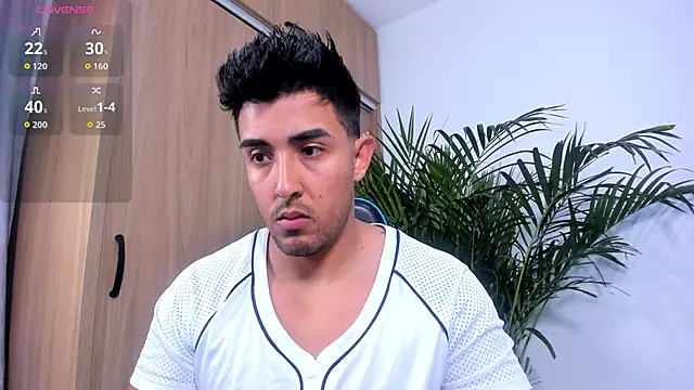 Snapshot of Alan_greek_1 chatting on October 19, 2025, 1:52 am Alan greek 1 online show from October 19, 2025, 1:52 am