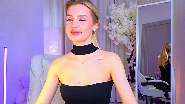 Snapshot of Grace_Gordon chatting on March 19, 2025, 4:36 am Grace Gordon online show from March 19, 2025, 4:36 am