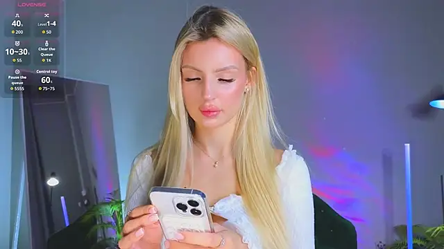 Snapshot of Grace_Gordon chatting on October 23, 2025, 4:55 am Grace Gordon online show from October 23, 2025, 4:55 am