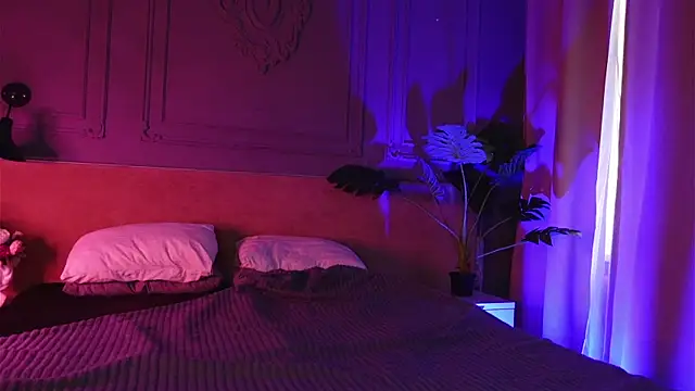 Liv Fay online show from April 15, 2026, 1:26 pm