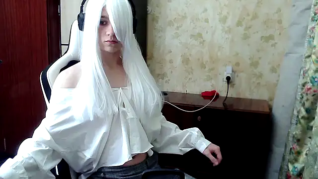 HilmarZ online show from October 14, 2025, 5:13 pm