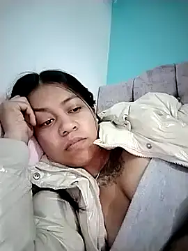 Snapshot of Tiphanydirty3 chatting on March 19, 2025, 3:52 am Tiphanydirty3 online show from March 19, 2025, 3:52 am