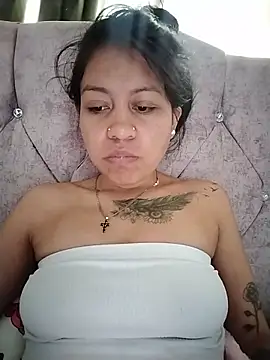 Tiphanydirty3 online show from May 25, 2026, 3:22 pm