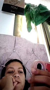 Snapshot of Tiphanydirty3 chatting on April 12, 2026, 5:05 pm Tiphanydirty3 online show from April 12, 2026, 5:05 pm