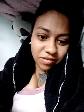 Snapshot of Tiphanydirty3 chatting on March 22, 2025, 9:53 pm Tiphanydirty3 online show from March 22, 2025, 9:53 pm