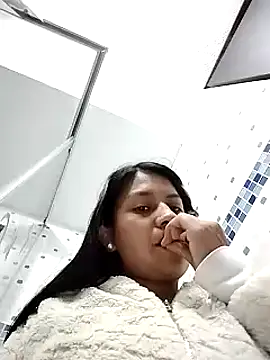 Snapshot of Tiphanydirty3 chatting on March 4, 2025, 11:22 pm Tiphanydirty3 online show from March 4, 2025, 11:22 pm