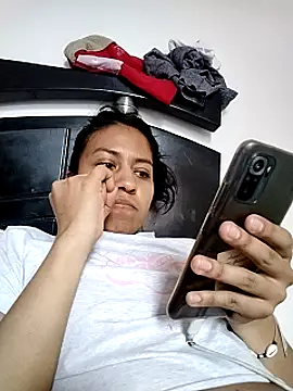 Snapshot of Tiphanydirty3 chatting on March 22, 2025, 3:31 pm Tiphanydirty3 online show from March 22, 2025, 3:31 pm