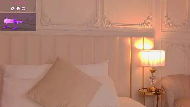 Snapshot of LexiMouss chatting on November 15, 2025, 7:56 am LexiMouss online show from November 15, 2025, 7:56 am