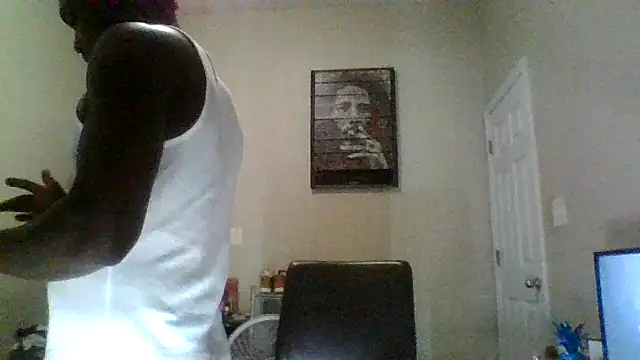 Snapshot of Hugedick0071 chatting on March 22, 2025, 4:03 am Hugedick0071 online show from March 22, 2025, 4:03 am