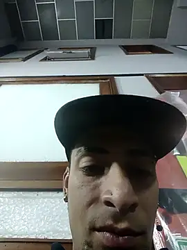 DrakeNeumann online show from October 25, 2025, 2:33 am