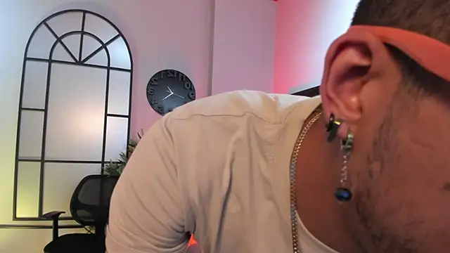 DrakeNeumann online show from March 15, 2026, 3:24 am