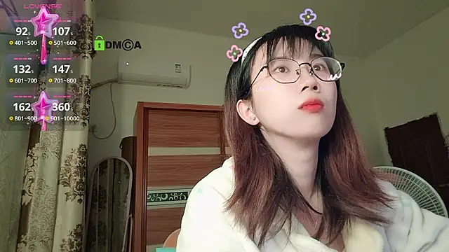 Snapshot of Lili_666 chatting on January 13, 2026, 8:46 pm Lili 666 online show from January 13, 2026, 8:46 pm