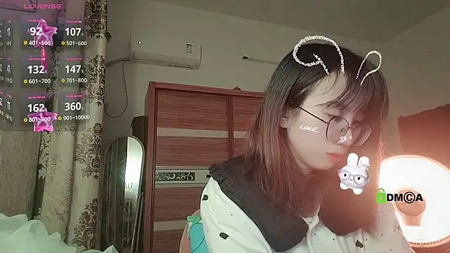 Snapshot of Lili_666 chatting on January 5, 2026, 10:46 pm Lili 666 online show from January 5, 2026, 10:46 pm