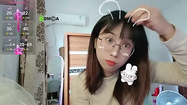 Snapshot of Lili_666 chatting on December 22, 2025, 3:17 am Lili 666 online show from December 22, 2025, 3:17 am