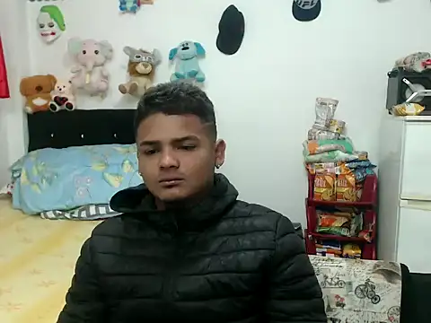 Snapshot of Boycuriousxxx chatting on March 11, 2025, 11:55 am Boycuriousxxx online show from March 11, 2025, 11:55 am
