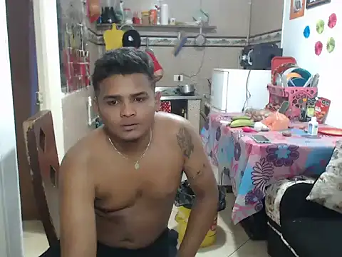 Snapshot of Boycuriousxxx chatting on March 15, 2025, 7:05 pm Boycuriousxxx online show from March 15, 2025, 7:05 pm