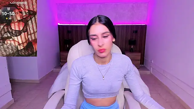 karlaa james online show from February 10, 2026, 11:09 am