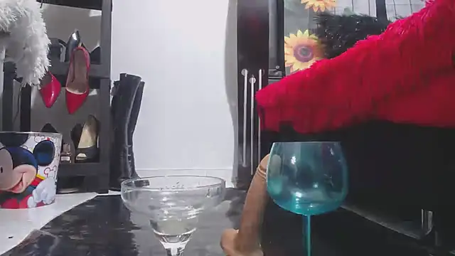 Snapshot of marilyn_jon3s chatting on February 11, 2026, 1:33 pm marilyn jon3s online show from February 11, 2026, 1:33 pm