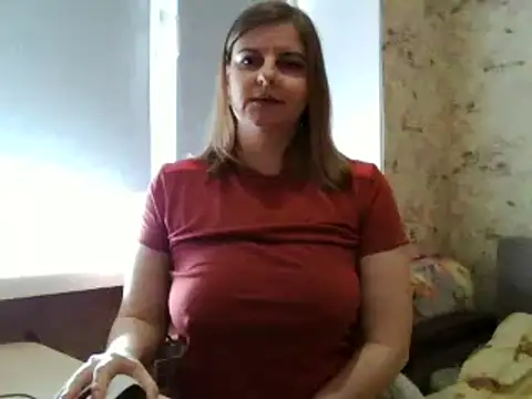 Snapshot of LateKot32 chatting on February 20, 2025, 10:37 am LateKot32 online show from February 20, 2025, 10:37 am