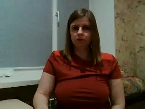 Snapshot of LateKot32 chatting on February 19, 2025, 4:00 pm LateKot32 online show from February 19, 2025, 4:00 pm