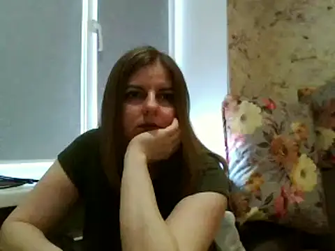 Snapshot of LateKot32 chatting on February 14, 2025, 10:49 am LateKot32 online show from February 14, 2025, 10:49 am