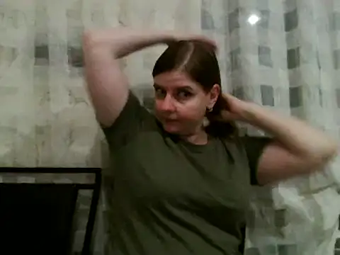 Snapshot of LateKot32 chatting on February 21, 2025, 7:54 pm LateKot32 online show from February 21, 2025, 7:54 pm