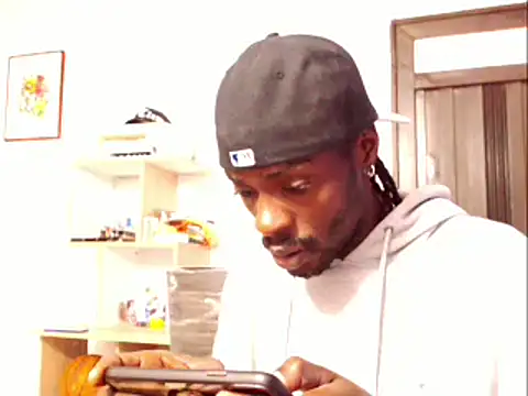 phillip-hot online show from February 9, 2025, 1:25 pm