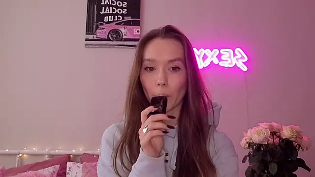 KateVon online show from October 14, 2025, 9:21 am