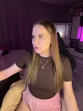 Lexi noah online show from November 18, 2025, 9:29 pm