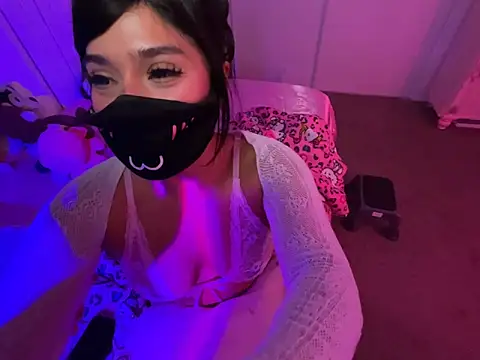 Snapshot of Onlypawzz chatting on March 21, 2026, 8:19 am Onlypawzz online show from March 21, 2026, 8:19 am