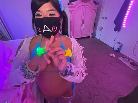 Snapshot of Onlypawzz chatting on March 30, 2026, 2:02 am Onlypawzz online show from March 30, 2026, 2:02 am