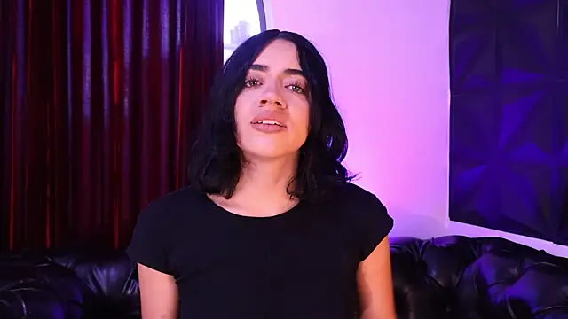 KasiaNoir  online show from May 22, 2026, 12:14 pm