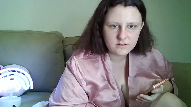 Snapshot of tvshtvsh24 chatting on February 7, 2025, 9:37 am tvshtvsh24 online show from February 7, 2025, 9:37 am